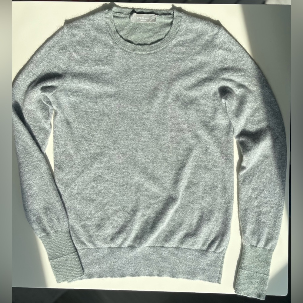 Everlane Cashmere Sweater –Two-Tone Heathered Grey and Sage | XS